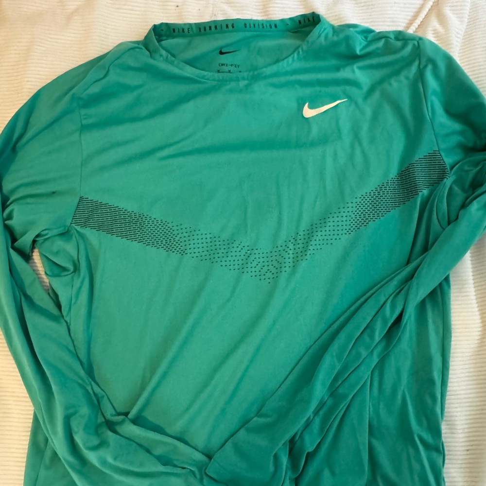 Nike Running Shirt L/S in Green - Medium
